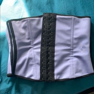 Waist trainer